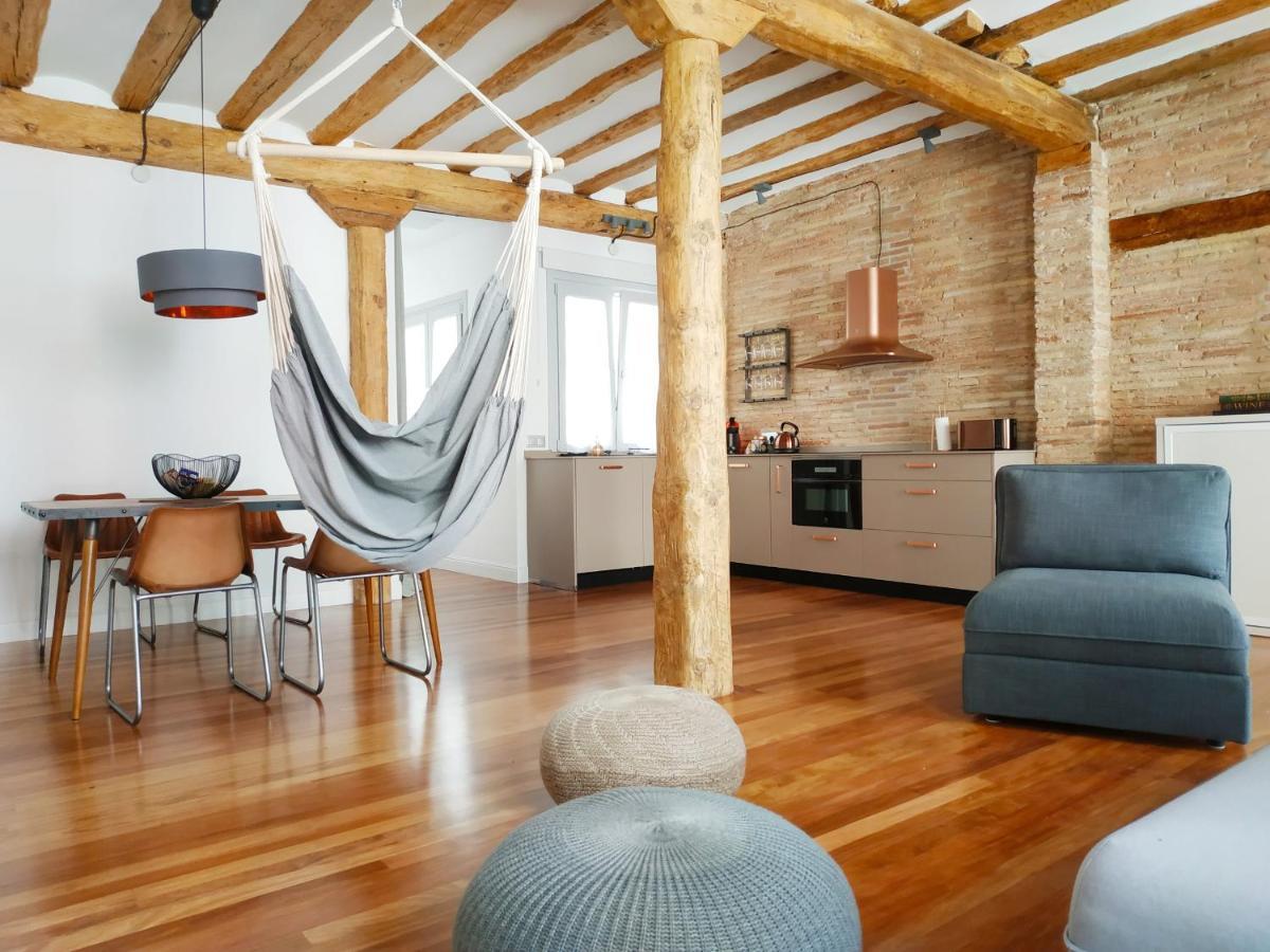 Lux Wood Loft With Air Con & Lift Apartment โลโกรโญ ภายนอก รูปภาพ
